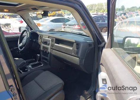 2009 Jeep Commander Sport из США, поврежденный, VIN 1J8HG48K09C501891